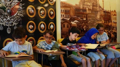 Kağıthane&rsquo;de &ccedil;ocuklara uygulamalı eğitim veren &lsquo;Yaşam Beceri At&ouml;lyeleri&rsquo; s&uuml;r&uuml;yor
