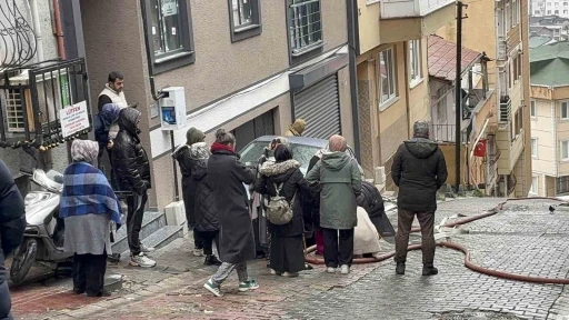 Kağıthane&rsquo;de itfaiye ekiplerinin dik yokuşla ve dar sokakla imtihanı
