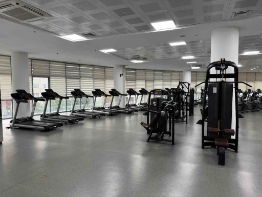Kağıthane&rsquo;de yetişkinlere y&ouml;nelik y&uuml;zme ve fitness kurslarında yeni d&ouml;nem başladı
