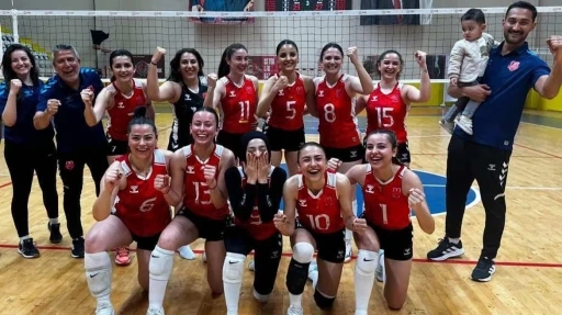 Kahramanmaraş B&uuml;y&uuml;kşehir Belediyespor kadın voleybol takımı 2. Lig&rsquo;e y&uuml;kseldi
