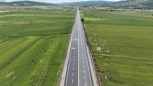 Kahramanmaraş&rsquo;ta Elmalar-&Ccedil;okyaşar grup yolu vatandaşların hizmetinde
