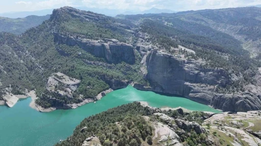 Kahramanmaraş’taki Güredil Kalesi büyülüyor
