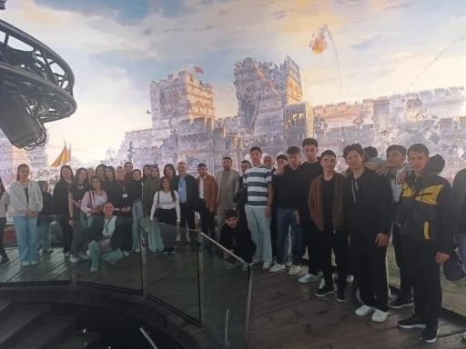 Kahta Belediyesi&rsquo;nden &ouml;ğrencilere gezi programı
