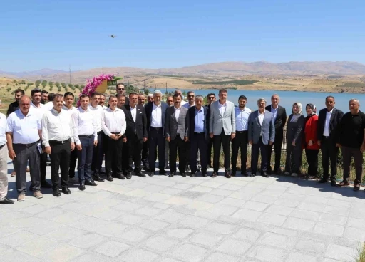 Kahta Millet Bah&ccedil;esi il&ccedil;enin sosyal yaşamına değer katıyor

