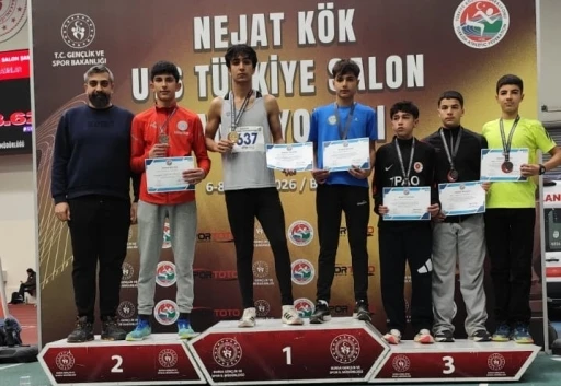 Kahtalı Atlet Mustafa Yavaş T&uuml;rkiye şampiyonu oldu
