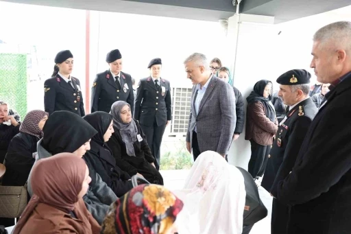 Kalp krizi ge&ccedil;iren uzman &ccedil;avuş toprağa verildi
