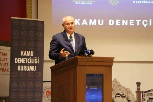 Kamu Başdenet&ccedil;isi Akarca: "Kamu Denet&ccedil;iliği Kurumu&rsquo;na 18 yaşından k&uuml;&ccedil;&uuml;k &ccedil;ocukların da başvuru hakkı var"
