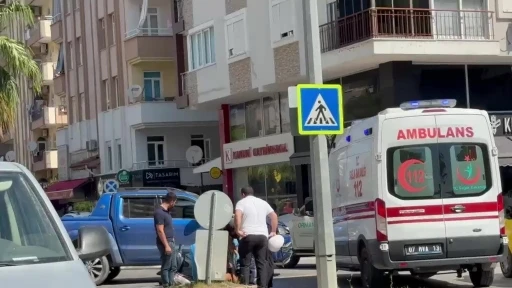 Kamyonet ile motosiklet &ccedil;arpıştı:1 yaralı
