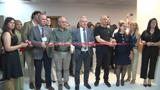 Kanser tedavisinde yeni nesil teknoloji Bursa&rsquo;da hizmete alındı
