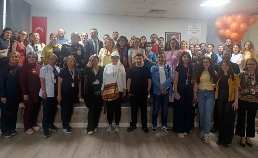 Kanuni Sultan S&uuml;leyman Hastanesi&rsquo;nde MS hastalığına dikkat &ccedil;eken etkinlik
