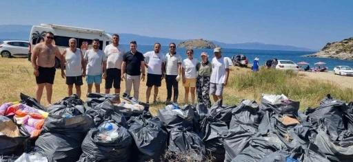 Kapıdağ Yarımadası Küçükova’da 80 torba çöp toplandı

