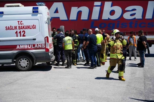 Kapıkule yolundaki feci kazada ağır yaralanan s&uuml;r&uuml;c&uuml; hayatını kaybetti
