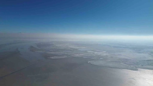 Kar ve yağmur yağışı Tuz G&ouml;l&uuml;&rsquo;n&uuml; umutlandırdı
