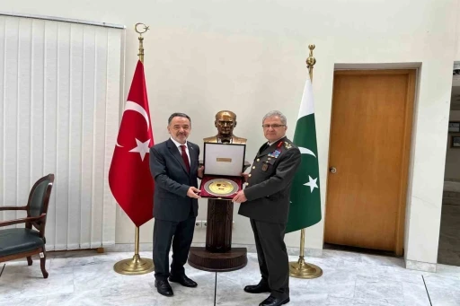 Kara Kuvvetleri Komutanı Orgeneral Tokel, Pakistan&rsquo;da temaslarda bulundu

