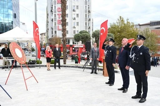 Karabatı: "&Ccedil;anakkale ruhu geleceğimize ışık tutuyor"
