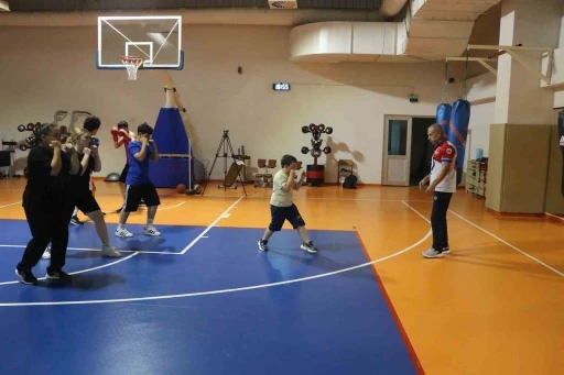 Karabük’te boksta gelen başarılar spora ilgiyi arttırdı
