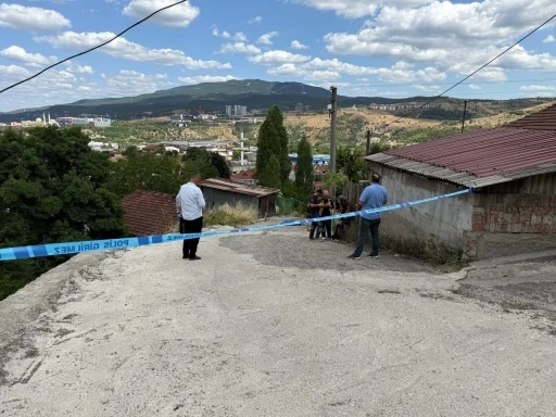 Karabük’te düşerek başını yere çarpan kişi hayatını kaybetti
