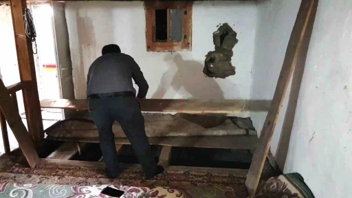 Karabük’te köy camisinde tahribat
