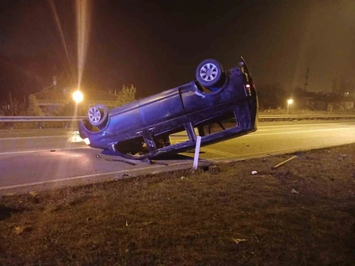 Karab&uuml;k&rsquo;te trafik kazaları: 3 yaralı
