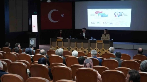 Karab&uuml;k &Uuml;niversitesinde engelsiz &uuml;niversite &ccedil;alışmaları ele alındı
