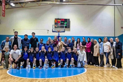 Karacabey Belediyesi&rsquo;nden yazın en b&uuml;y&uuml;k spor buluşması başlıyor
