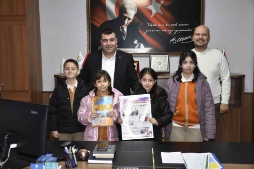 Karacabey Belediyesi, &ouml;ğrencilerin yanında
