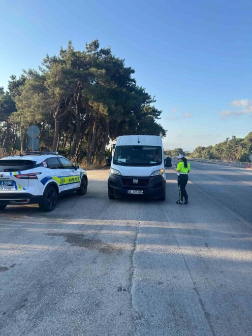 Karacabey’de 20 servise ceza
