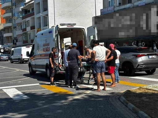 Karadeniz&rsquo;de boğulmak &uuml;zereyken kurtarıldı
