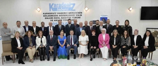 Karadeniz’de Yılın En’leri ödüllerini aldı