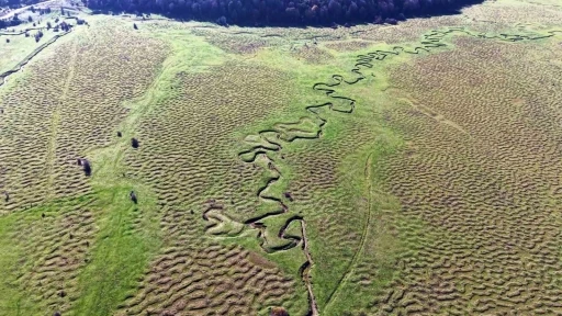 Karagöl Yaylası’nın eşsiz menderesleri havadan görüntülendi
