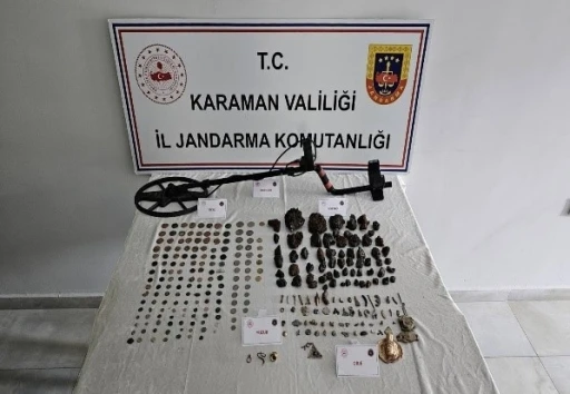 Karaman’da 118 adet göktaşı ele geçirildi
