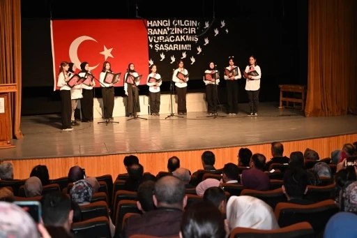 Karaman&rsquo;da Mehmet Akif Ersoy&rsquo;u anma programı d&uuml;zenlendi
