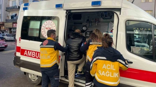 Karaman&rsquo;da motosikletin &ccedil;arptığı yaya yaralandı
