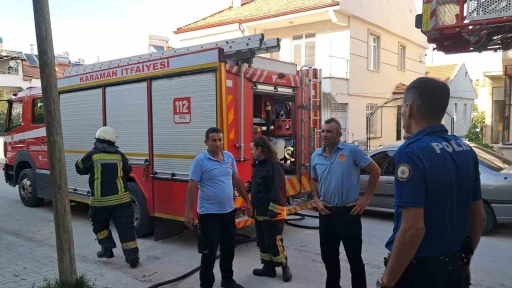 Karaman’da öfkeli koca evin çatısını ateşe verdi
