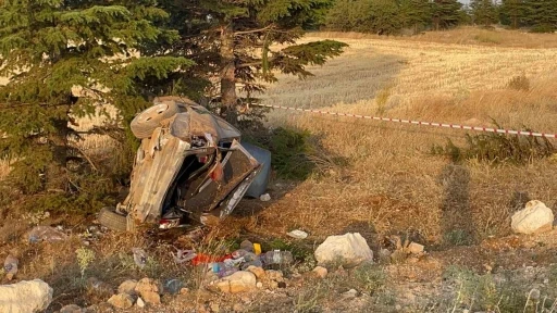 Karaman&rsquo;da otomobil şarampole takla attı: 1 yaralı
