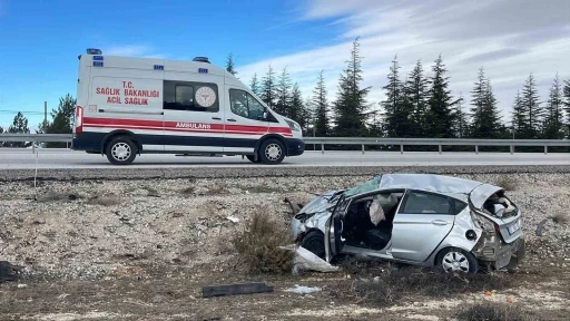 Karaman&rsquo;da otomobil şarampole takla attı: 1 yaralı
