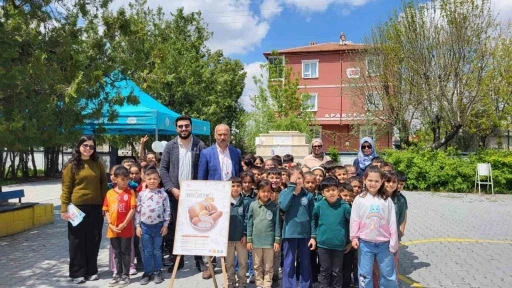 Karapınar&rsquo;da ilkokul &ouml;ğrencilerine "Sağlıklı &Ccedil;ocuk Sağlıklı Gelecek" etkinliği
