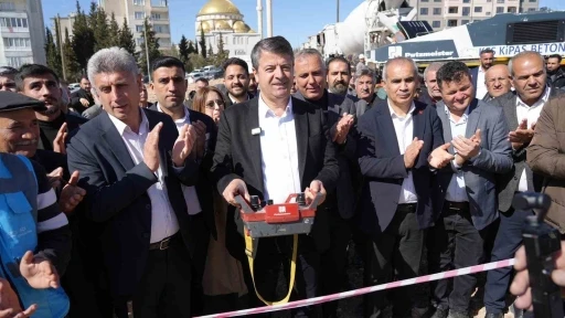 Karapınar Mahallesi&rsquo;nde Atat&uuml;rk Parkı&rsquo;nın temeli atıldı
