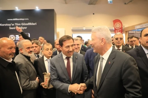 Karatay Belediyesi&rsquo;nin İstanbul&rsquo;daki "Konya İl Tanıtım G&uuml;nleri" standına yoğun ilgi
