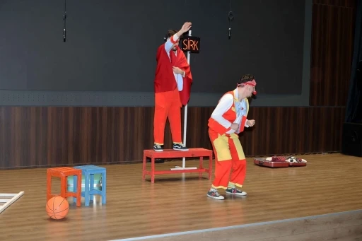 Karatay&rsquo;dan "Okula Bir Sanat Mola" etkinliği
