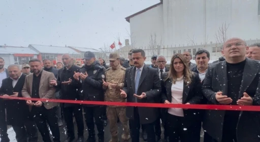 Karayazı&rsquo;da esnaf derneği a&ccedil;ıldı