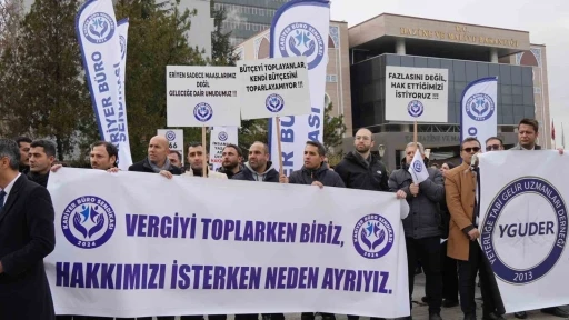 Kariyer Büro Sendikası Başkanı Akgül: &quot;666 sayılı KHK bu ekonomik koşullarda kariyer mesleklerin en büyük çıkmazı haline gelmiştir&quot;
