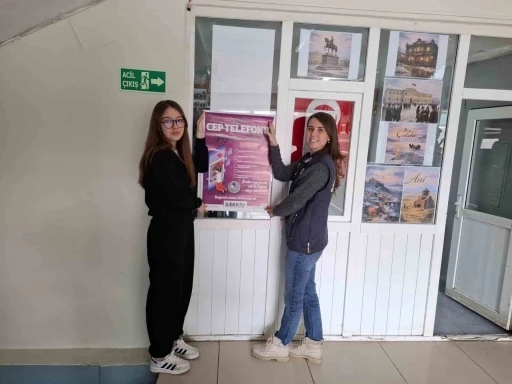 Kars emniyetinden &ouml;ğrencilere siber g&uuml;venlik eğitimi
