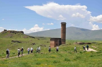 Kars’ın tarihi kenti Ani’ye yoğun ilgi
