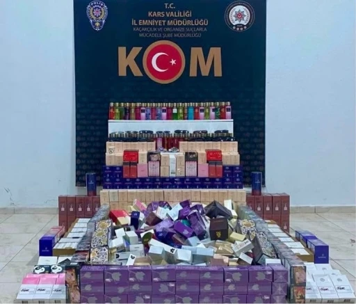 Kars&rsquo;ta 5 milyon 250 bin liralık ka&ccedil;ak &uuml;r&uuml;n ele ge&ccedil;irildi
