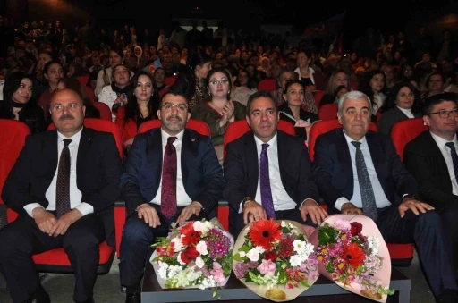Kars’ta Azerbaycan rüzgarı esti
