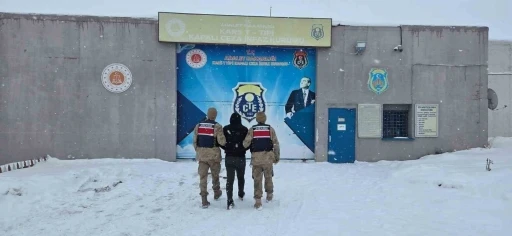 Kars&rsquo;ta hapis cezası bulunan 3 kişi yakalandı
