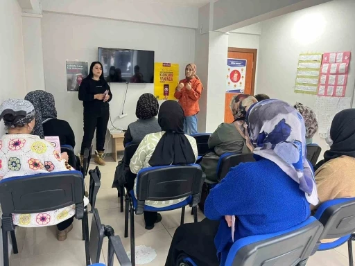 Kars&rsquo;ta kadına y&ouml;nelik şiddetle m&uuml;cadele i&ccedil;in bilgilendirme &ccedil;alışması
