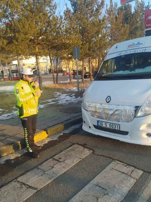 Kars’ta öğrenci servisleri denetlendi
