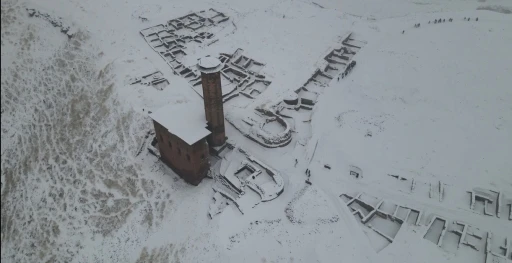 Kars&rsquo;ta "Medeniyetler beşiği" Ani&rsquo;ye ziyaret&ccedil;i akını
